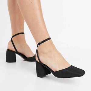 Block Heel Square Toe Pumps in Black